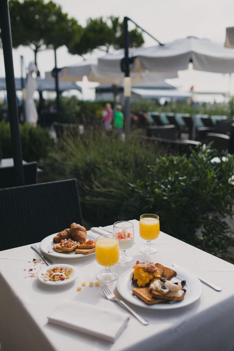 Hotel La Bussola Lido di Jesolo Luaran gambar