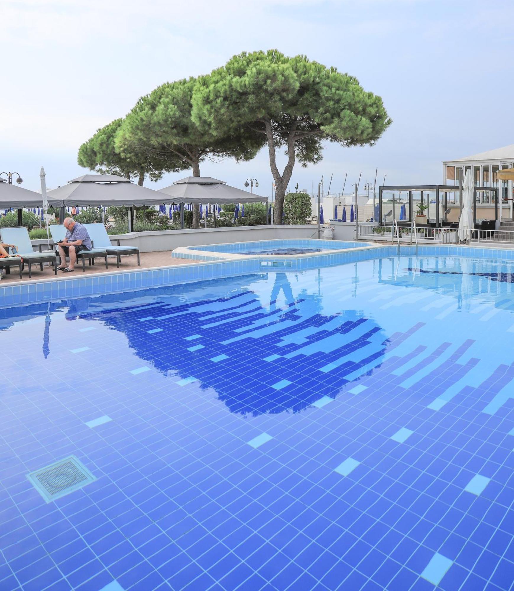 Hotel La Bussola Lido di Jesolo Luaran gambar