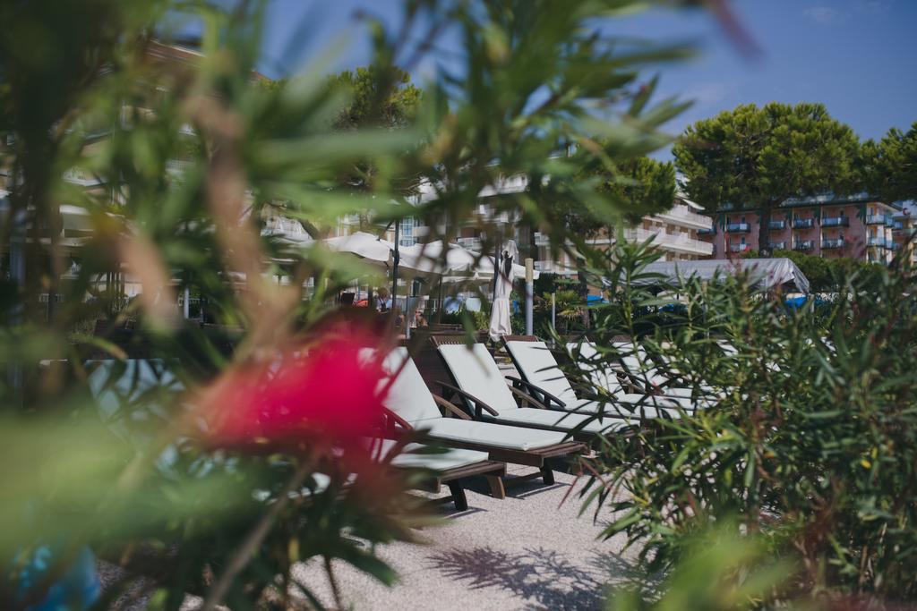Hotel La Bussola Lido di Jesolo Luaran gambar