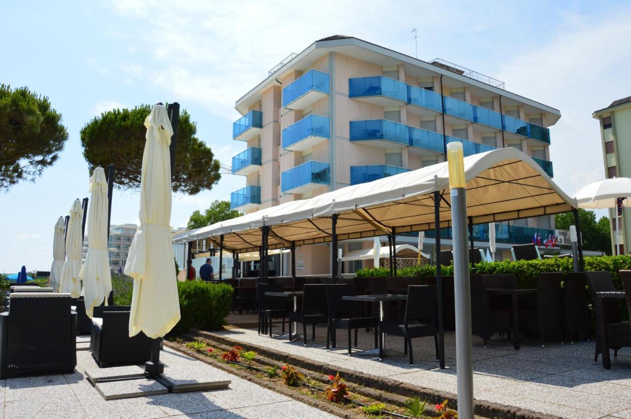 Hotel La Bussola Lido di Jesolo Luaran gambar